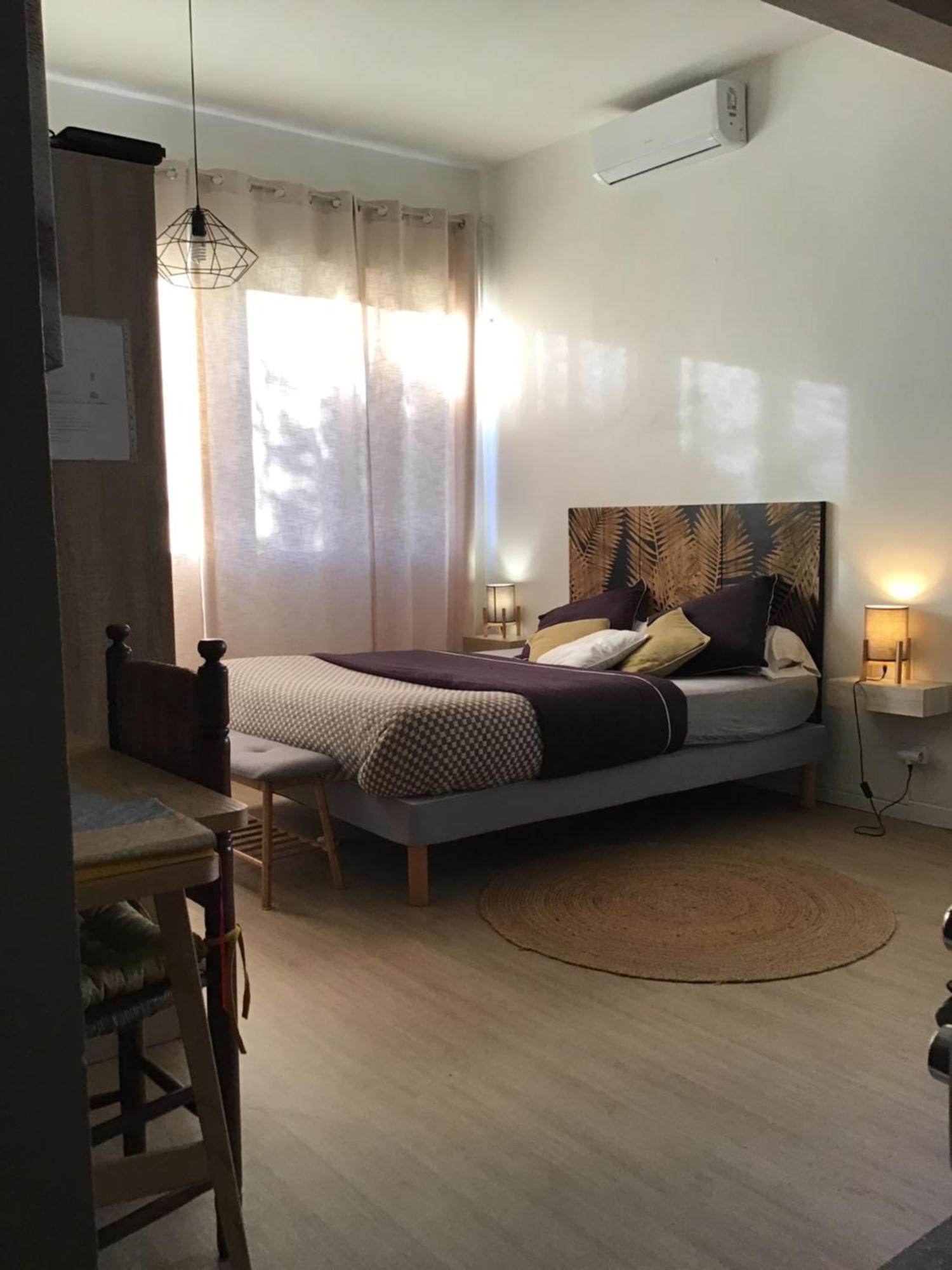 Studio Cosy Avec Piscine Dans Une Villa Saint-Denis Extérieur photo