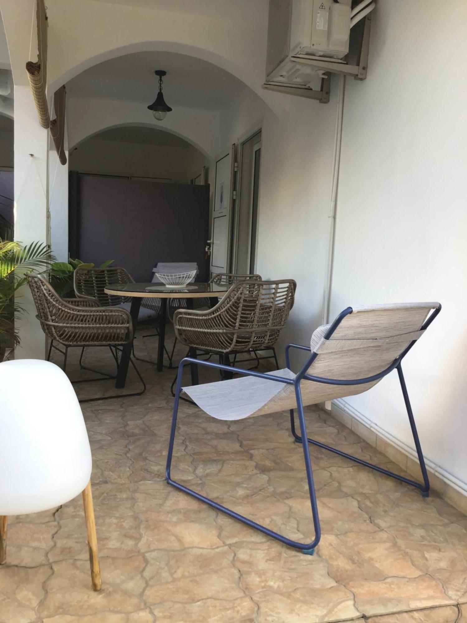 Studio Cosy Avec Piscine Dans Une Villa Saint-Denis Extérieur photo