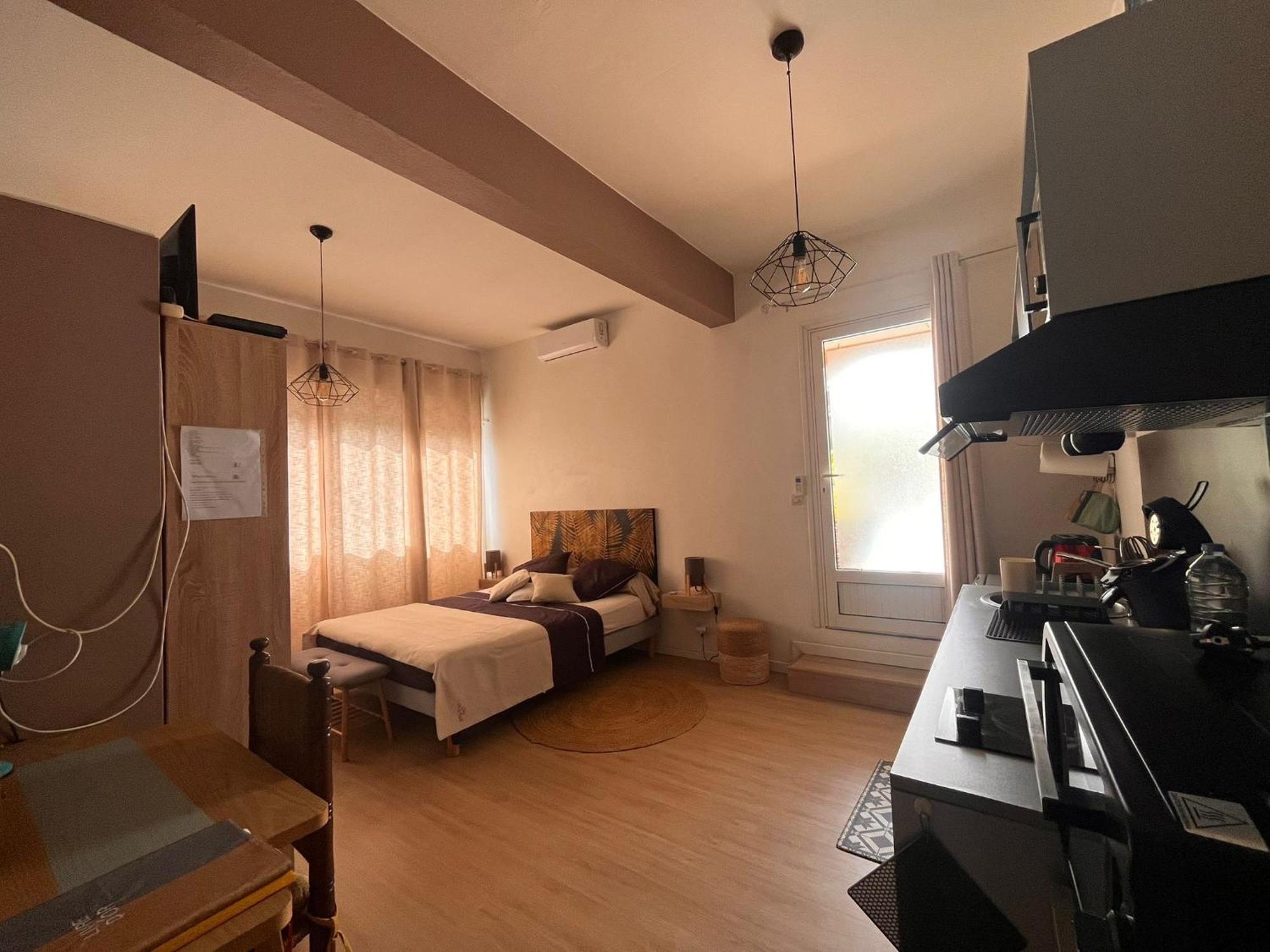 Studio Cosy Avec Piscine Dans Une Villa Saint-Denis Extérieur photo
